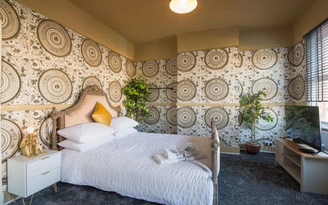 Charming 1-bed House in London
