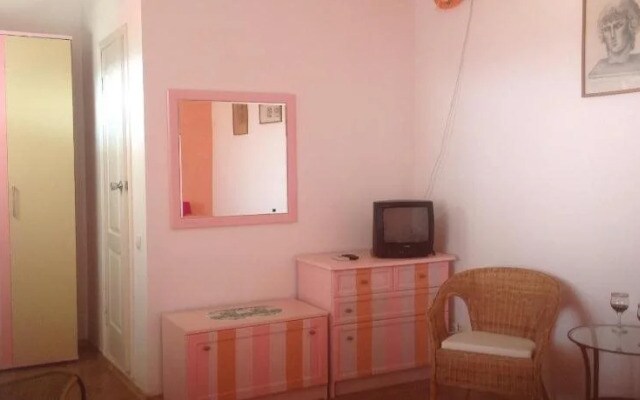 Guest House U Trekh Roz