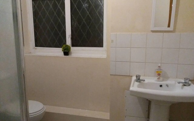 Heathrow Guest House