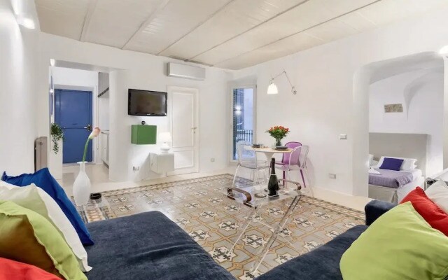 Monserrato Design Apartment in Navona