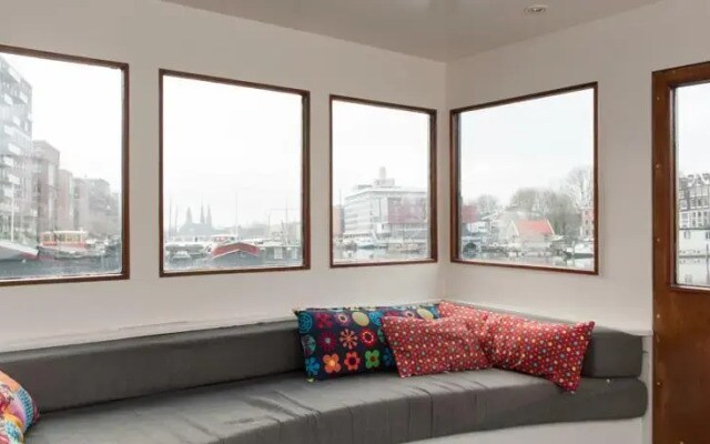 Authentic Houseboat