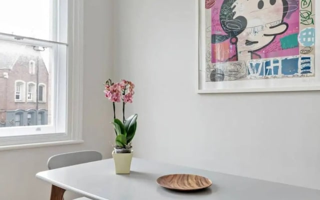Modern & Chic 2bed Hampstead Duplex 1 min to Tube