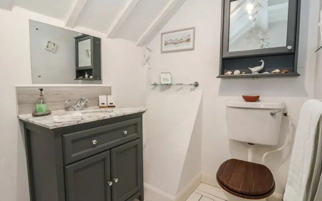 Old Roost Farmhouse