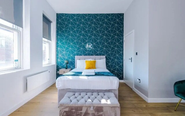 Stylish 2-Bed Apartment - City Centre