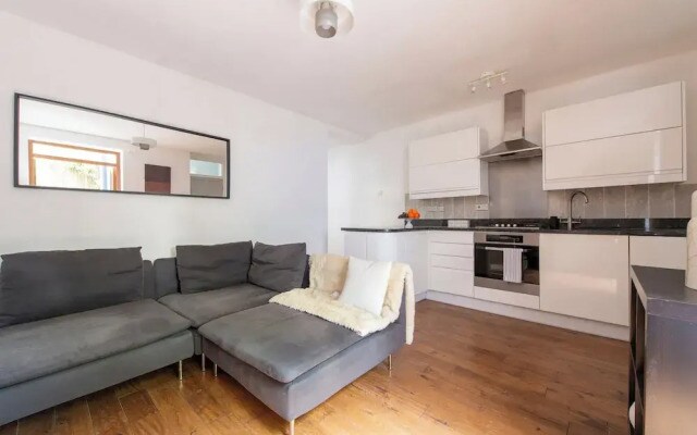 Stratford - Apartment - Sleeps 3 - Great Location