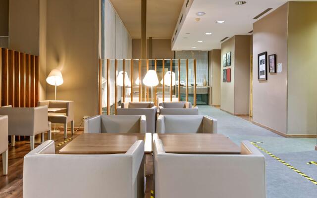 Travelodge Malaga Airport Отель