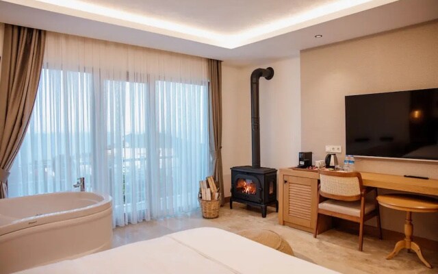 Villaqua Boutique Hotel