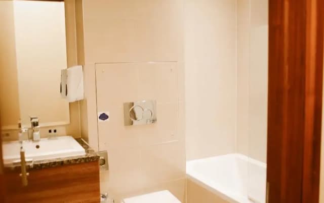 The Airlink Hotel London Heathrow