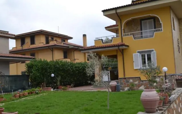 Romana Vecchia House
