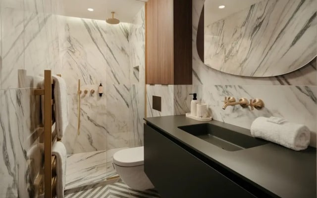 Leon Hotel-pigalle/suite-44