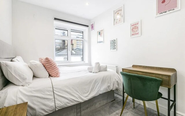 Best Location in London 3-bed Chelsea Home