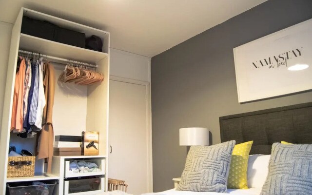 1 Bedroom Battersea Flat