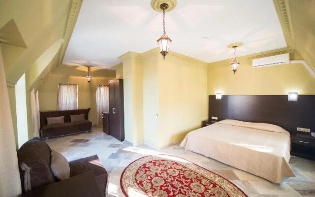 Lime-2 Hotel