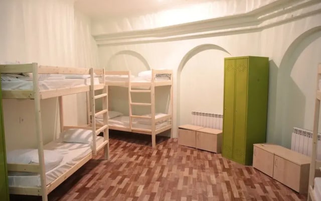 GreenWood Hostel