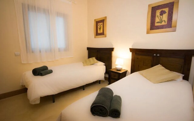 Holidays2Malaga Cathedral Apartments