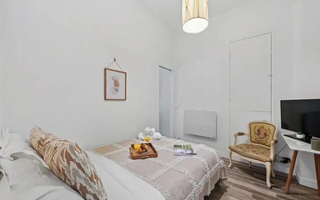 Stylish 1BR Flat Near Luxembourg Gardens