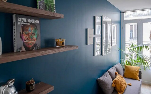 Design Apartment Close to Opera