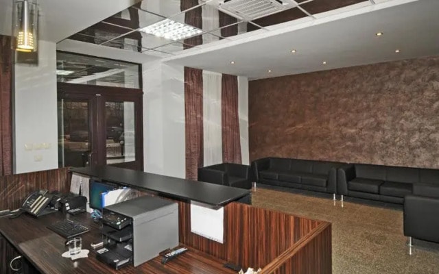 Seven hills hotel