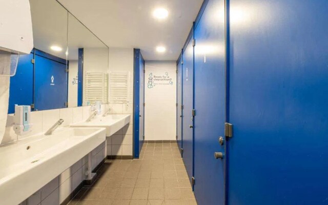 UCPA Sport Station Hostel Paris