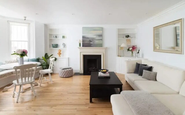 Notting Hill Holland Park 2 Bed