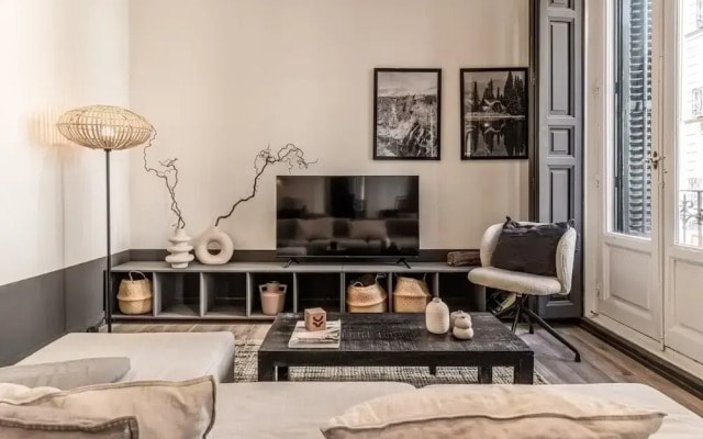 Arashi - 4 Bedrooms in Chueca