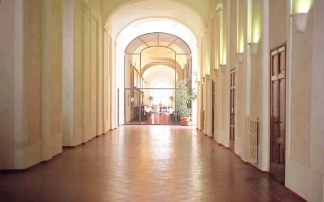 Отель Domus Sessoriana