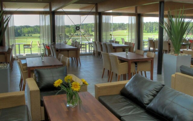 Kultaranta Resort