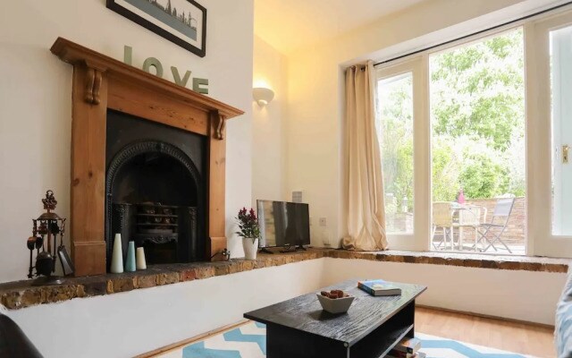 Wonderful Flat in Chiswick