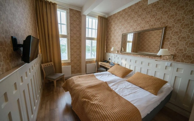 Hotelli Lähde