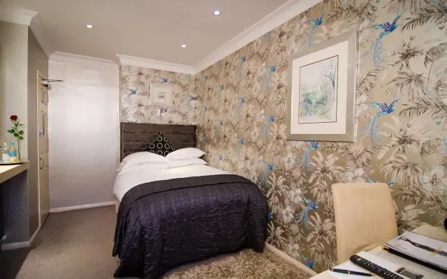 The Beaufort Knightsbridge
