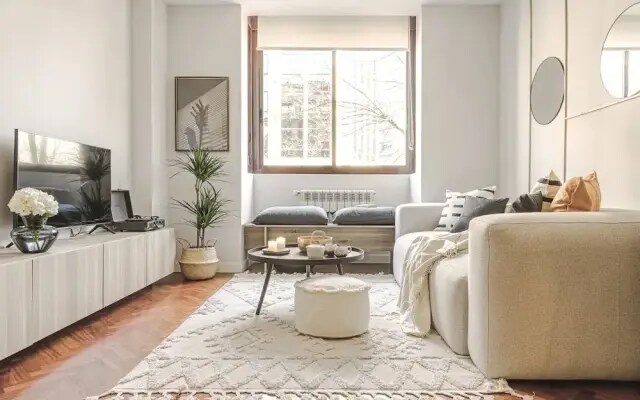 Raja - 2 Bedrooms Apartment in Almagro