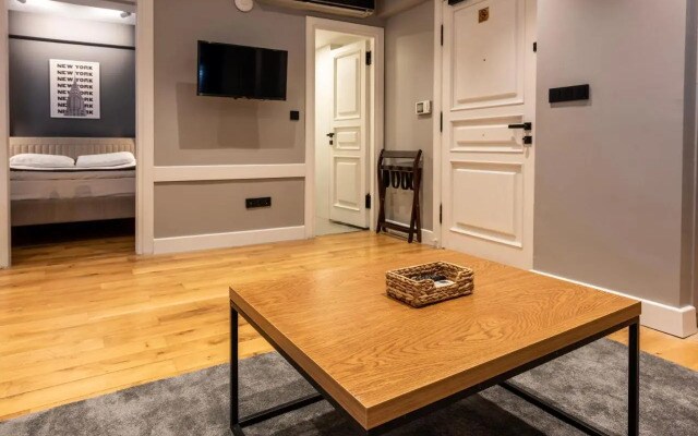 Bguest Pera Suites