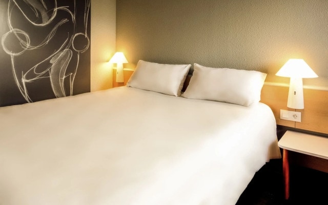 Ibis Chevilly Larue