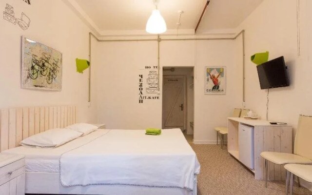 Chemodan Hotel