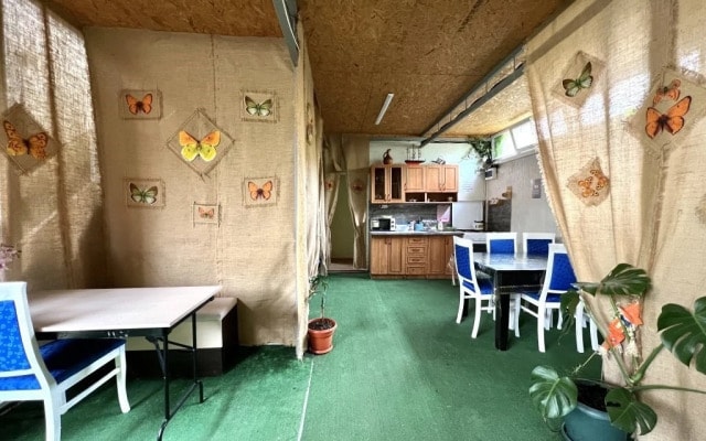 Narodnaya 9a Guest House