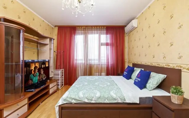 BestFlat24 (БэстФлэт24) на улице Снежная