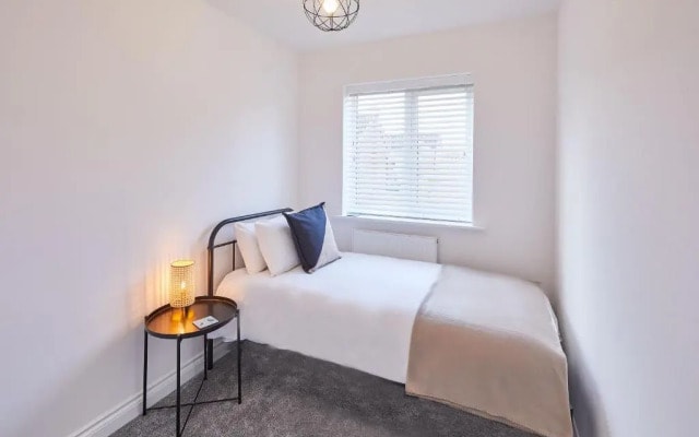 Host Stay Cherry Blossom Corner