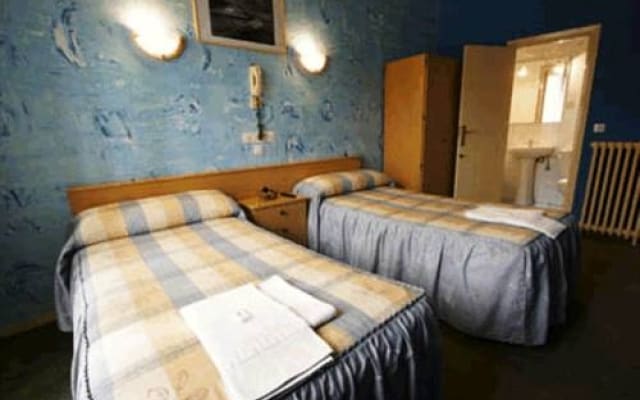 Hostal Almanzor