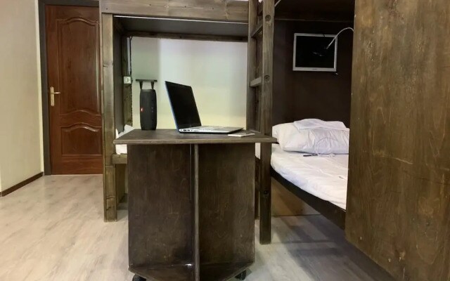 Hostel Brusnika