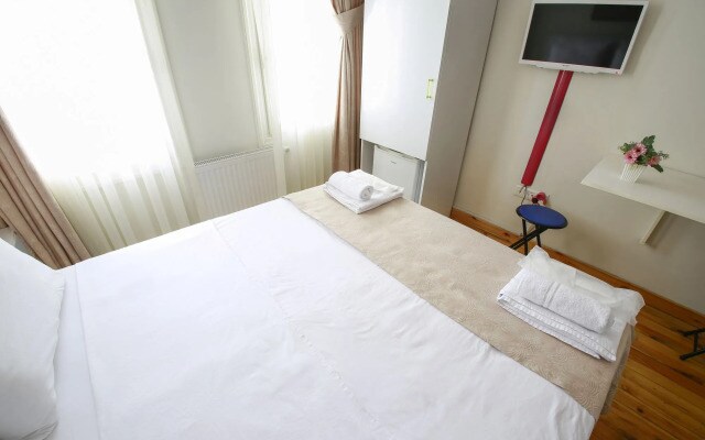 Inn Design Suites
