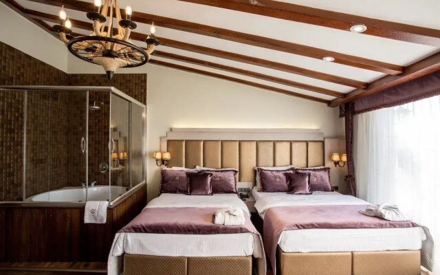 Bonne Sante Hotel