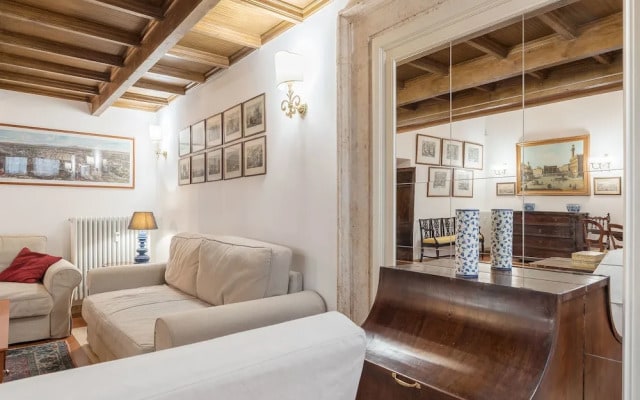 Campitelli Fascinating Apartment