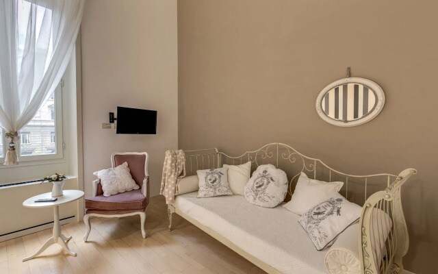 Trevi Miracle Suite