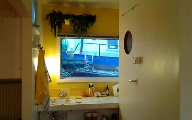 Houseboat Dokstroom