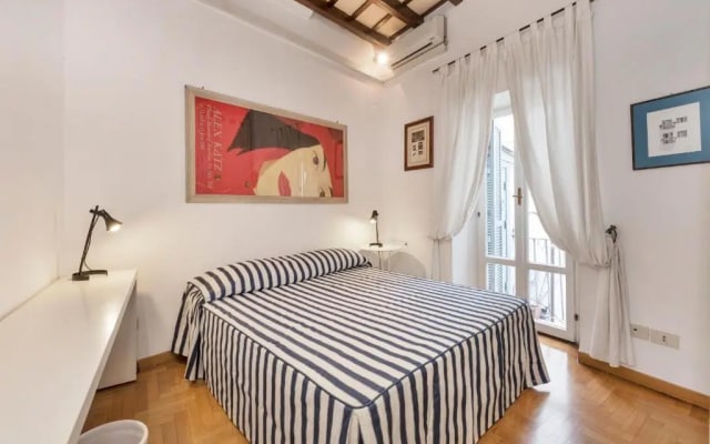 Campo de' Fiori Apartment