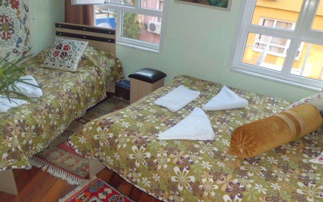 Chora Guesthouse