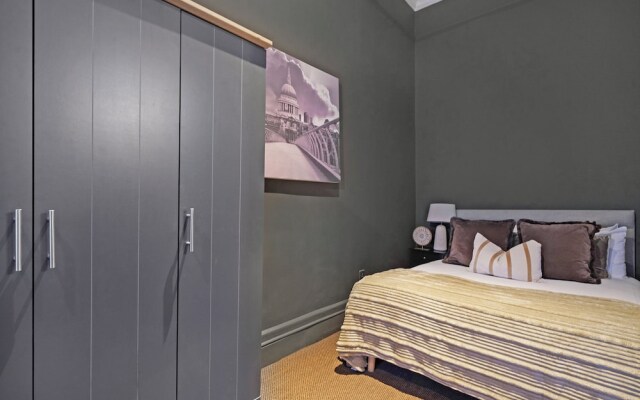 Hertford Flat 7