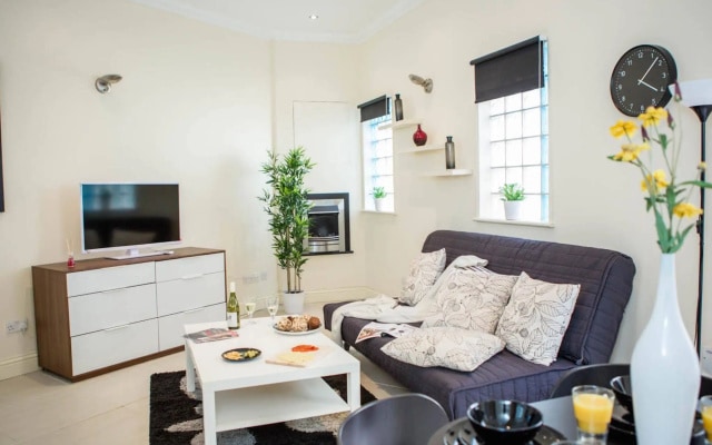 Smart Accommodation Camden Apartments