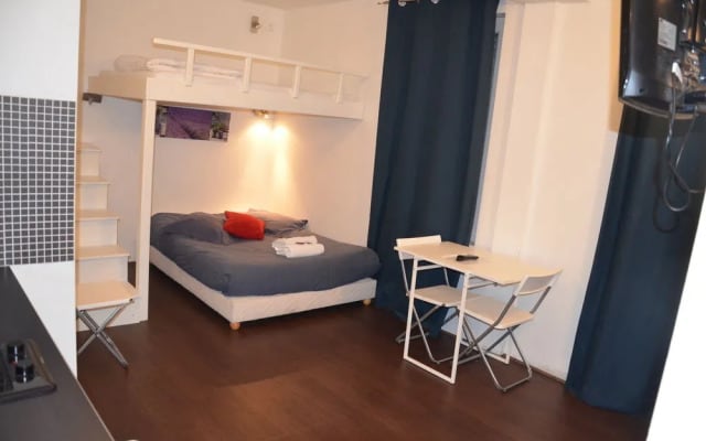 Hotel Studios Phenicio Montrouge