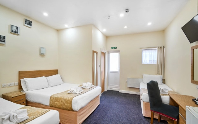 Britannia Inn Hotel